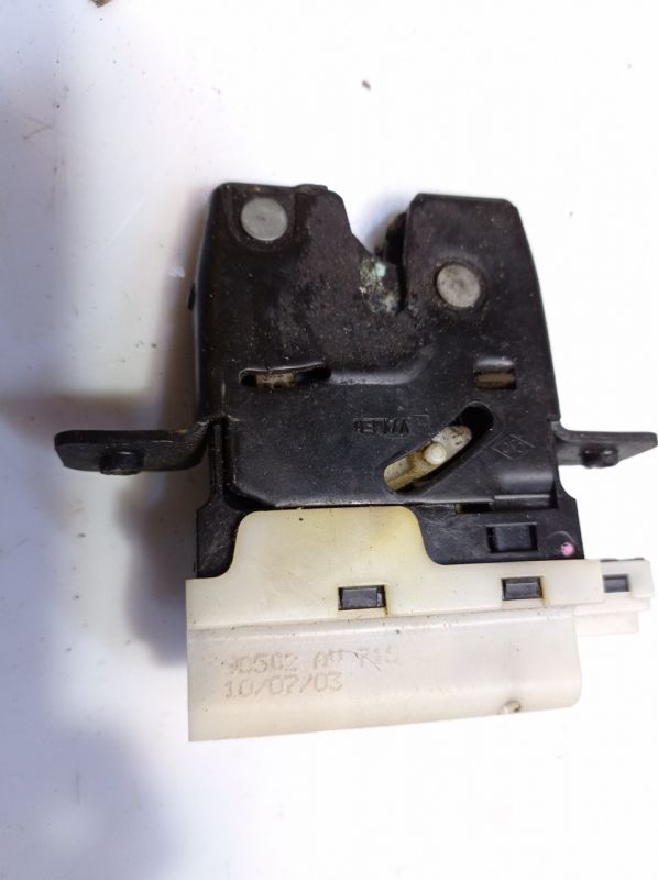 Замок багажника Nissan Micra K12, Нисан Микра К12, 90502AV710
