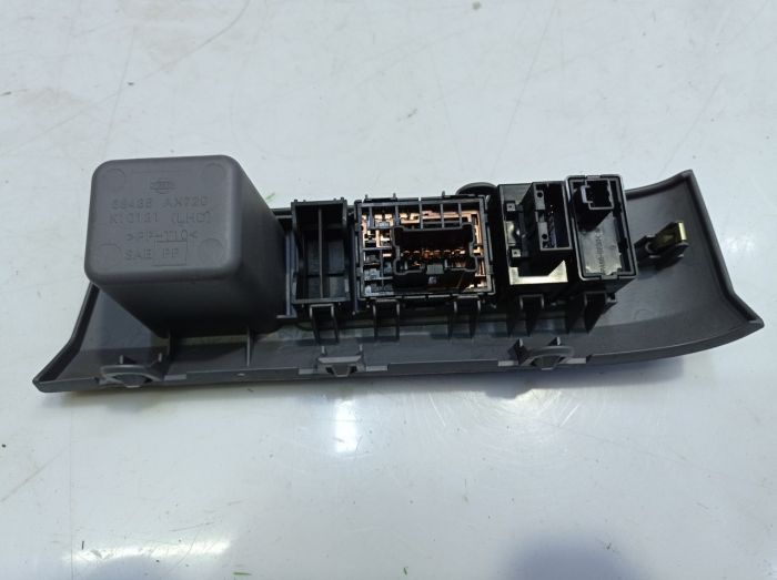 Панель кнопок Nissan Micra K12, Нисан Микра К12, 68485AX720