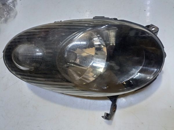 Фара правая Nissan Micra K12, Нисан Микра К12