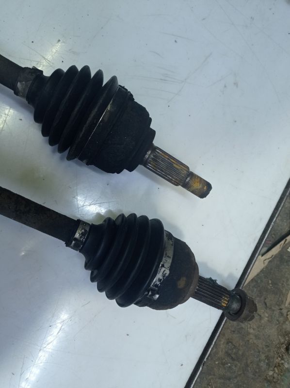 Полуось правая Nissan Micra K12, Нисан Микра К12
