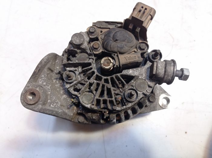 Генератор (14V/80A) Nissan Micra K12, 1.2 бензин, Нисан Микра К12, 23100-AX600