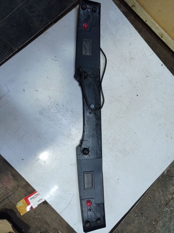 Спойлер хэтчбек Renault Clio 2, Рено Клио 2, 7700410897