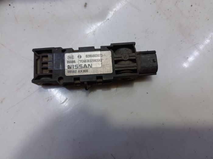 Датчик удара, датчик airbag передний Nissan Micra K12, Нисан Микра К12, 98582AX300