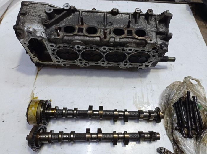 ГБЦ, головка блока цилиндров Nissan Micra K12, Нисан Микра К12, BX0UKR4