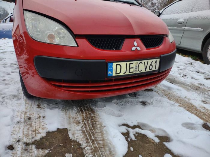 Бампер передний Mitsubishi Colt 6, 3dv, 2005 г.в., Митсубиси Кольт