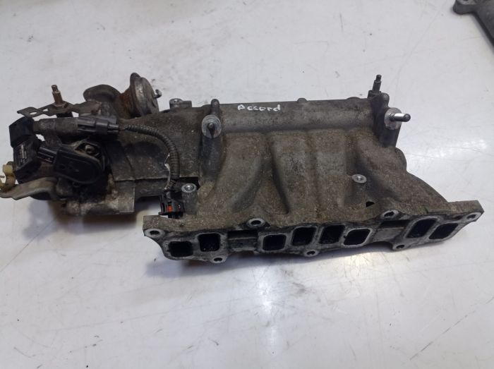 Колектор впускний Honda Accord 7