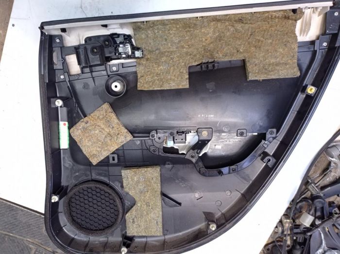 Карта дверей задняя левая (в сборе) Honda Accord 7 универсал, 83750-SED-0030-55