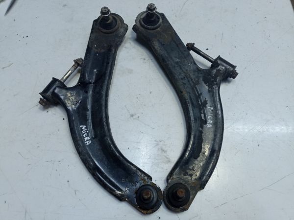 Рычаг подвески правый Nissan Micra K12, Ниссан Микра