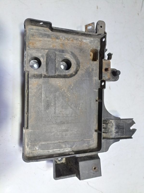 Полка аккумуляторная Mitsubishi Colt Z30, Митсубиси Кольт, MR989182