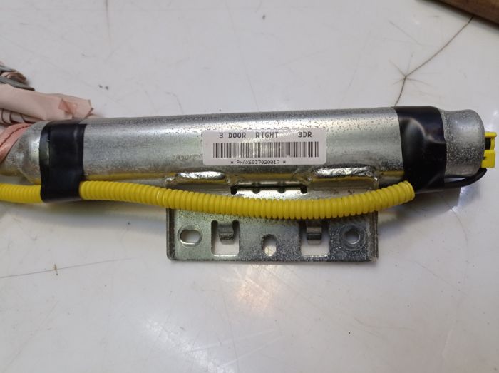Подушка безопасности боковая Nissan Micra K12, Ниссан Микра