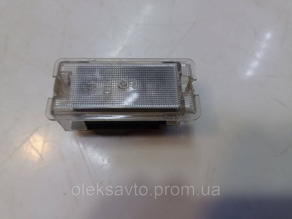 Плафон освещения бардачка багажника Рено Клио 2, Renault Clio 2, 7700771935