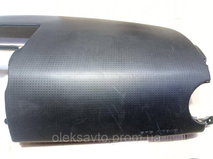 Накладка торпеды верхняя с Airbag Mitsubishi Colt 6 (Z30), Митсубиси Кольт, MR951727