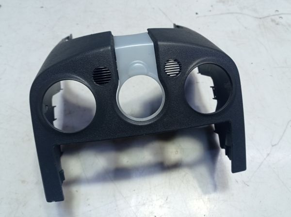 Консоль панели центральная Mitsubishi Colt 6 (Z30), Митсубиси Кольт, MR951748