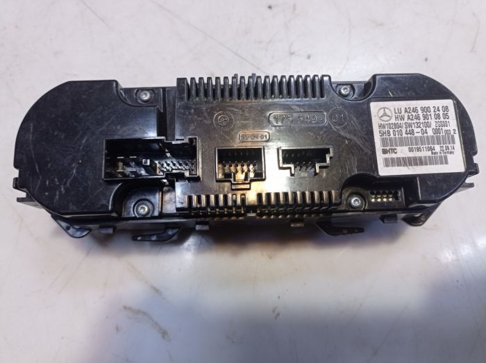 Блок управления печкой климатом Mercedes-Benz CLA 250, Мерседес, A2469002408