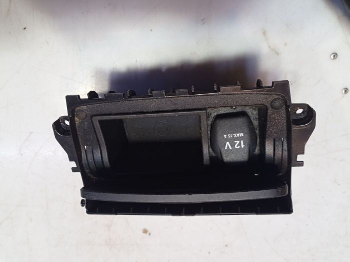 Пепельница бардачок Mercedes-Benz CLA 250, Мерседес, a1766801250