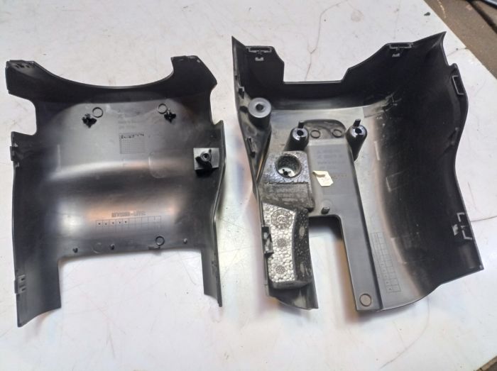 Кожух рулевой колонки Mitsubishi Colt 6 (Z30), Митсубиси Кольт, MR951766