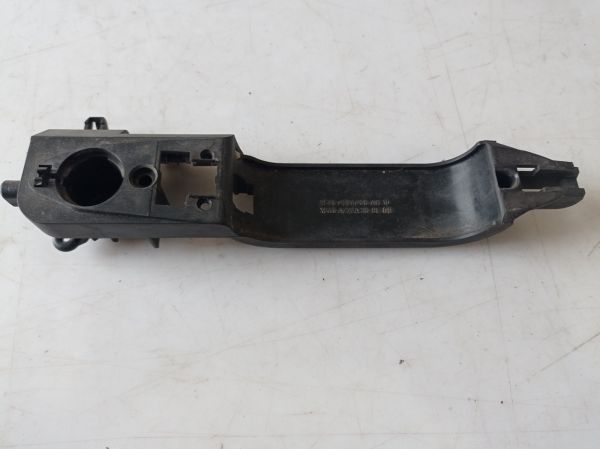 Кронштейн ручки наружной передней правой двери Ford Focus, Форд Фокус, XS41-A224A36-AH