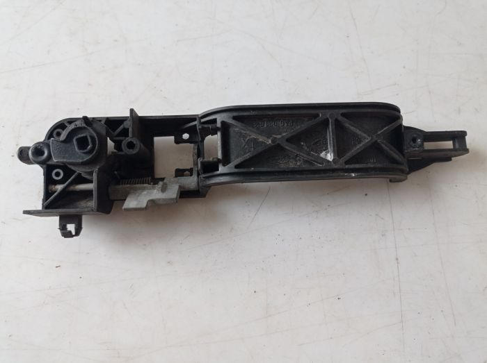 Кронштейн ручки наружной передней правой двери Ford Focus, Форд Фокус, XS41-A224A36-AH