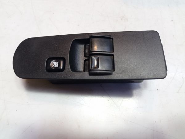 Блок управления стеклоподъемниками Mitsubishi Colt 6 (Z30), Митсубиси Кольт, 8608A076