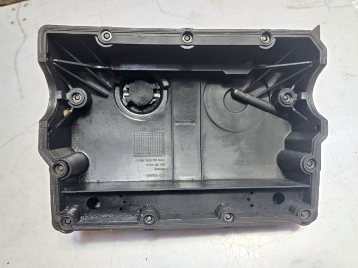 Клапанная крышка Volkswagen Lupo 3l 1.2 tdi, Фольксваген Лупо 3л, 045103475b