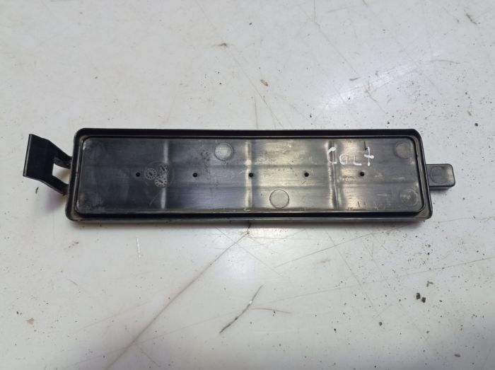 Крышка фильтра салона Mitsubishi Colt 6 (Z30), 1,1 бензин, Митсубиси Кольт, MR958015