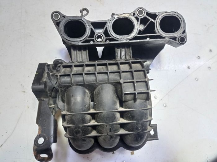 Колектор впускний пластик Mitsubishi Colt 6 (Z30), 1.1 бензин, Мітсубісі Кольт, MN143824