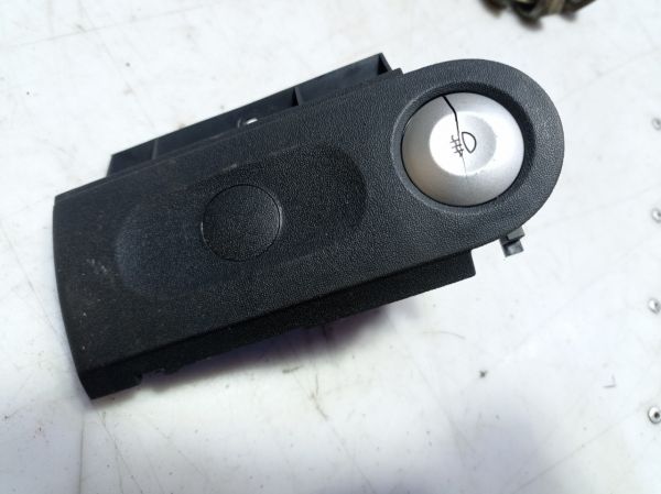 Кнопка включения противотуманок Mitsubishi Colt 6 (Z30), 1.1 бензин, Митсубиси Кольт, MN148893ZZ