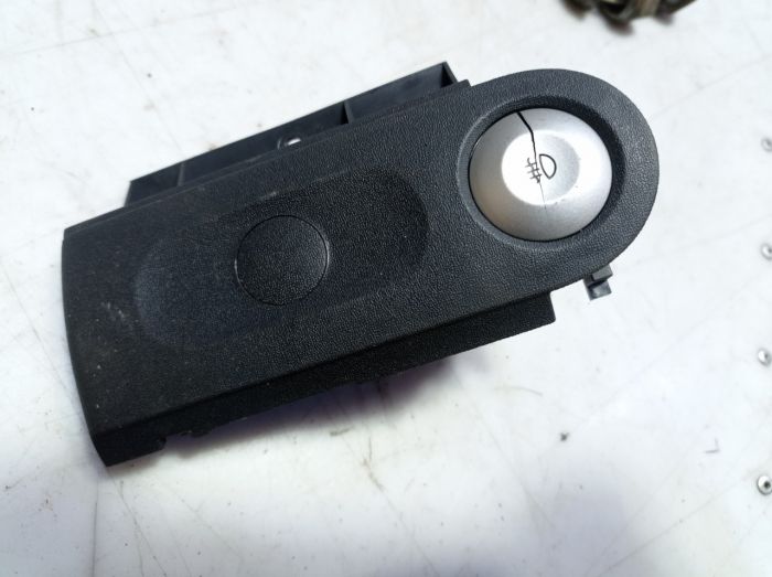 Кнопка включения противотуманок Mitsubishi Colt 6 (Z30), 1.1 бензин, Митсубиси Кольт, MN148893ZZ