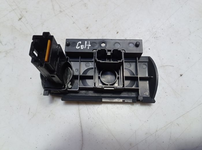 Кнопка включения противотуманок Mitsubishi Colt 6 (Z30), 1.1 бензин, Митсубиси Кольт, MN148893ZZ