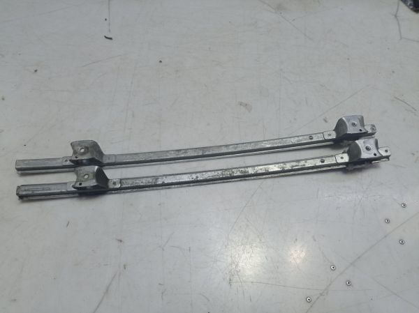 Направляющая стекла передней двери (задняя) Opel Zafira A, Опель Зафира А, 90579672