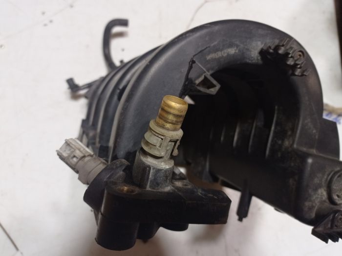 Коллектор впускной Ford Ka 1.3, Форд Ка, 96BF9424CD