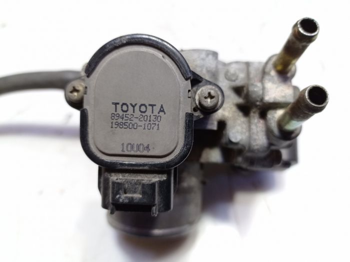 Дроcсельная заслонка Toyota Yaris 1.3,  1999 - 2005 г.в., Тайота Ярис, 8945220130  22270-21016