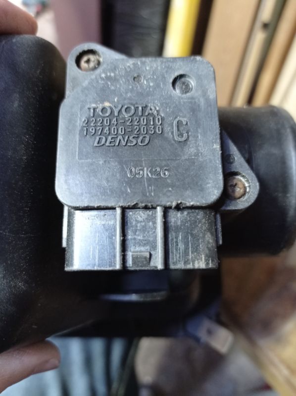 Датчик массового расхода воздуха расходомер Toyota Yaris 1.3, 1999 - 2005 г.в., Тайота Ярис, 22204-22010 197400-2030
