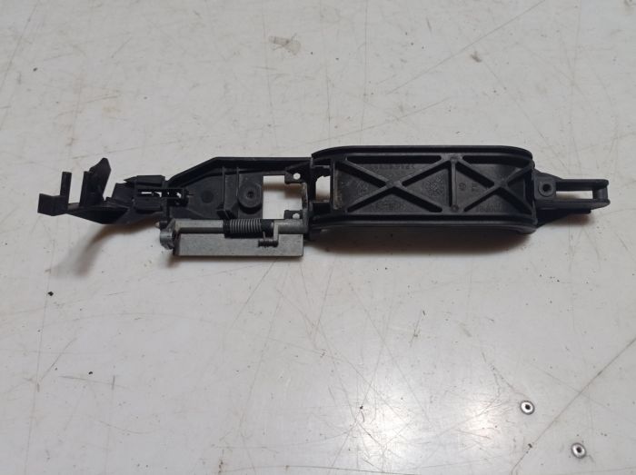 Кронштейн ручки наружной, задней правой двери Ford Focus 1, Форд Фокус 1, xs41a266b22aj