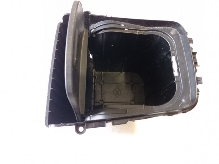 Бардачок центрального тоннеля Mercedes-Benz CLA 250, Мерседес, A1766807400