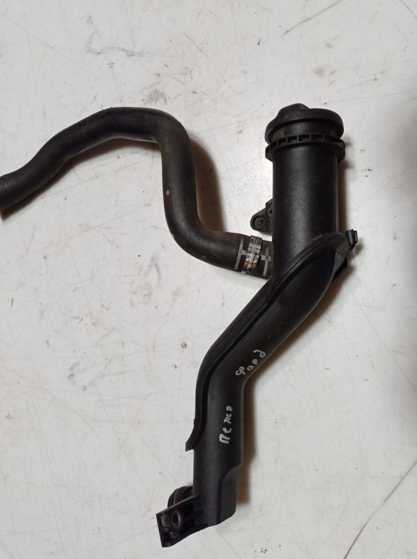 Горловина маслозаливна Peugeot Expert, Ford Mondeo 2004 – 2011р.в., 9654733980