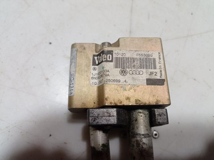 Клапан кондиціонера Volkswagen Bora, Фольксваген Бора, 1J1820103A, 6N0820679A