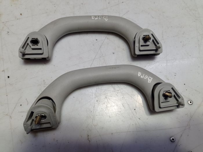 Ручка салона потолка Volkswagen Bora, Фольксваген Бора, 1J0857607M