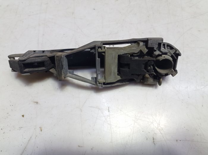 Ручка двери наружная задняя правая Volkswagen Bora, Фольксваген Бора, 3b0837685