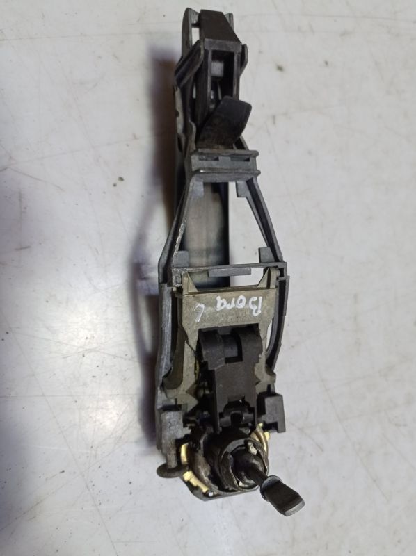 Ручка двери наружная передняя левая Volkswagen Bora, Фольксваген Бора, 3B0837885