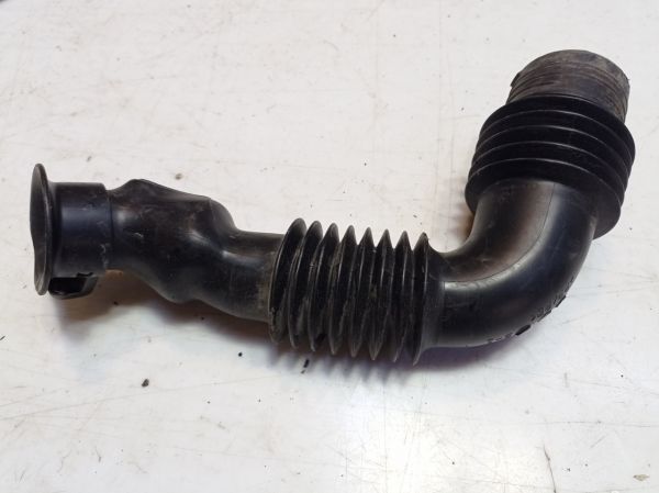 Патрубок воздушный Toyota Yaris, 1.3, 1999 - 2005 г.в., Тайота Ярис, 17751-21030