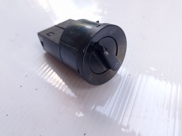 Переключатель света фар Volkswagen Lupo Фольксваген Лупо 1c0941531a