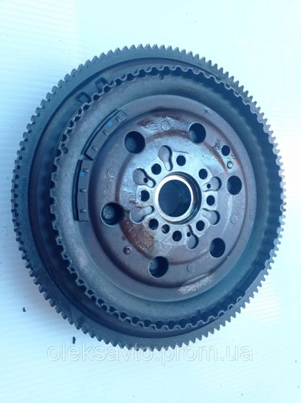 Двумассовый демпферный маховик Opel Corsa D, 1.3 CDTI, 55570196