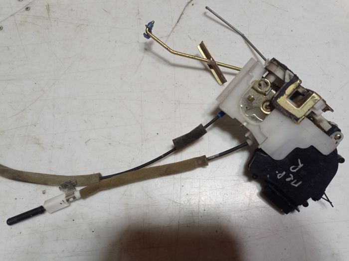 Замок передней правой двери 6 pin Honda Accord 7, Хонда Аккорд