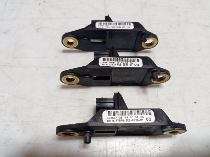 Датчик удара Honda Accord MK7, 2.2 I-CTDI, Хонда Аккорд, 77970-SED-C820-M1