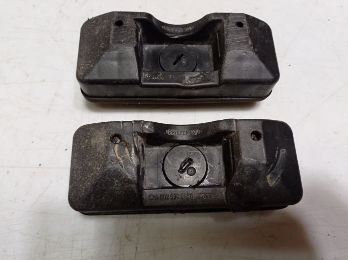 Подушка піддомкратна Mercedes-Benz W117 CLA 250 Мерседес, A0029989150