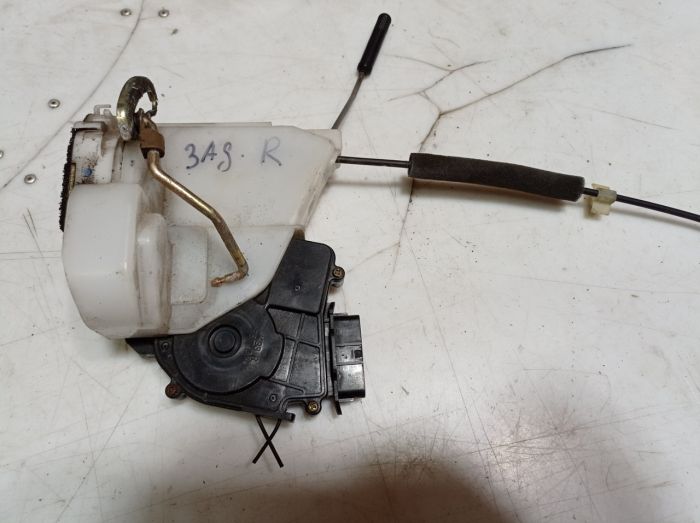 Замок задніх правих дверей 6 pin Honda Accord 7, Хонда Акорд