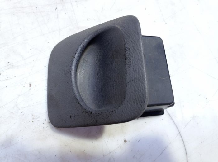 Пепельница Daewoo Matiz M100, 1998 - 2000 г.в., 0.8л., Деу Матиз