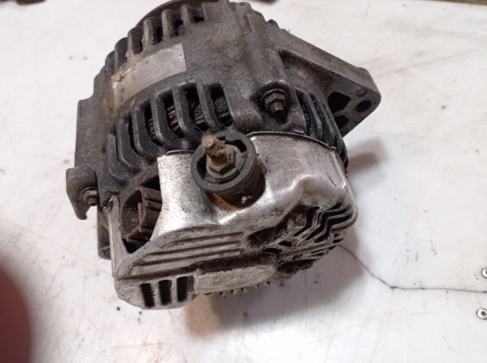 Генератор Toyota Avensis Т22 1998-2003 2.0 дизель Тайота Авенсис, 2706027030