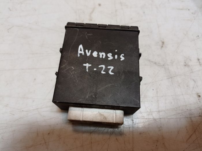 Блок управления центральным замком Toyota Avensis Т22, 1998 - 2003 г.в., 2.0 D-4D, Тайота Авенсис, 8974105040